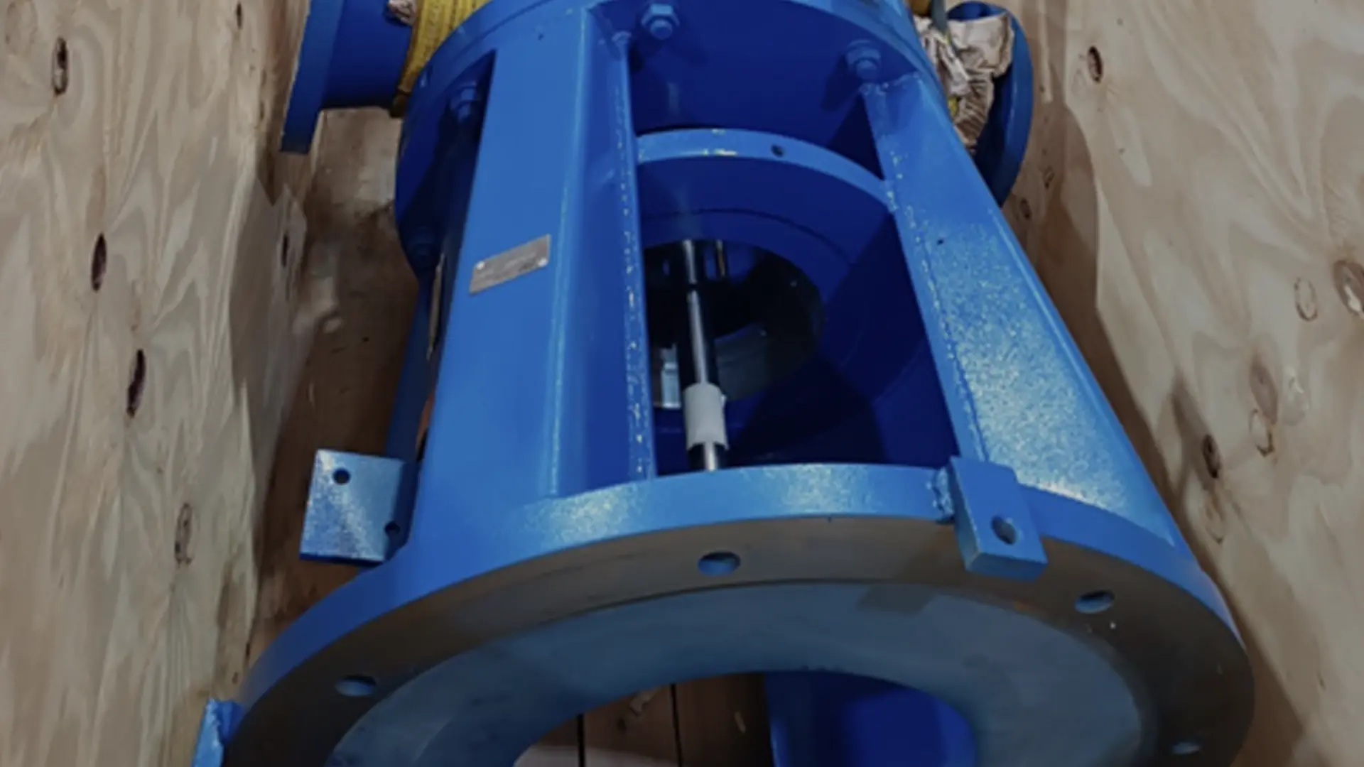 Reparación y Retrofit de Bomba Vertical de Transferencia de Crudo